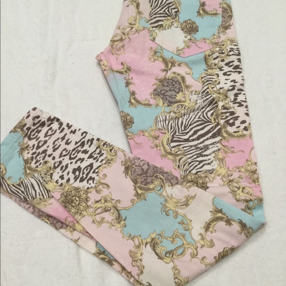 Women jean - Picture 2 of 2